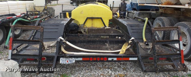 image for item BG9539 1997 Willten sprayer trailer