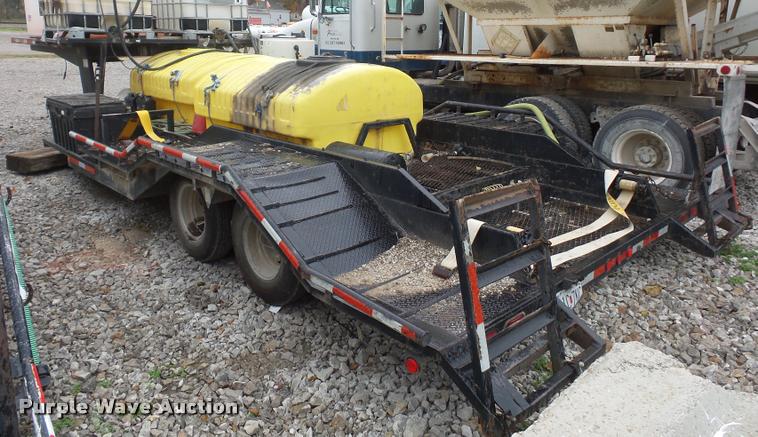 image for item BG9539 1997 Willten sprayer trailer