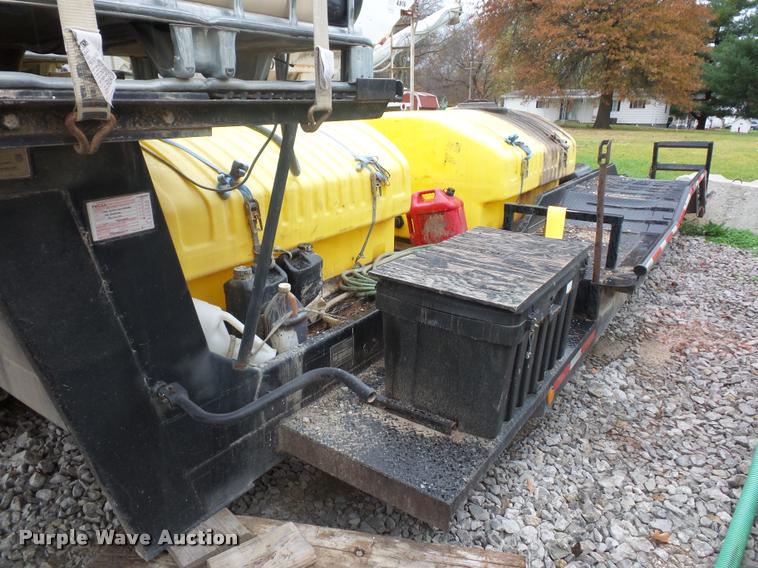 image for item BG9539 1997 Willten sprayer trailer