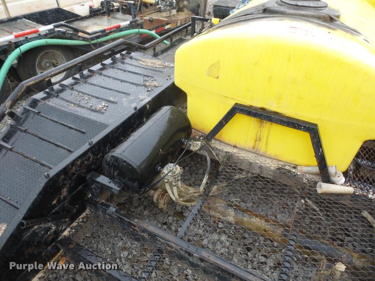 image for item BG9539 1997 Willten sprayer trailer