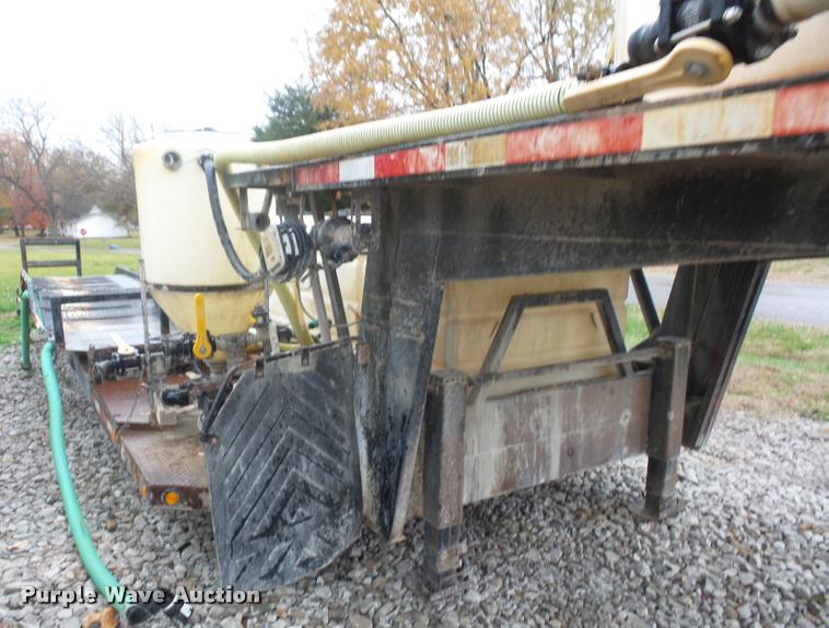 image for item BG9540 1997 Willten sprayer trailer