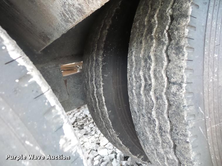 image for item BG9540 1997 Willten sprayer trailer