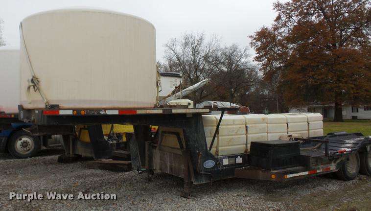 image for item BG9540 1997 Willten sprayer trailer