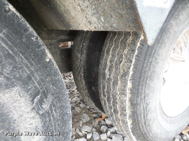 image for item BG9540 1997 Willten sprayer trailer