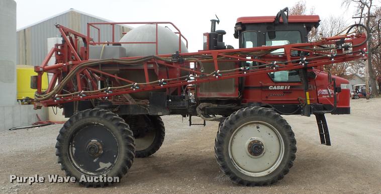 image for item BG9541 2008 Case IH Patriot SPX3150 self-propelled sprayer