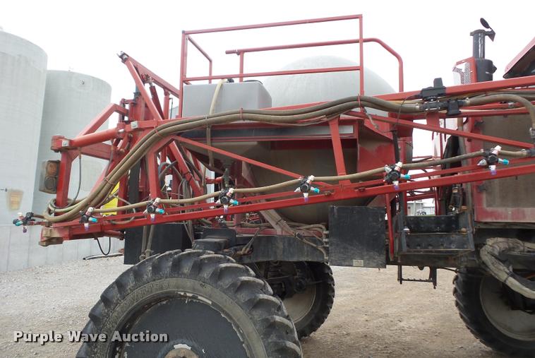 image for item BG9541 2008 Case IH Patriot SPX3150 self-propelled sprayer
