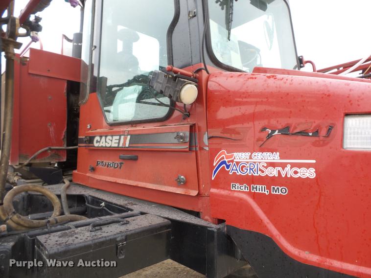 image for item BG9541 2008 Case IH Patriot SPX3150 self-propelled sprayer