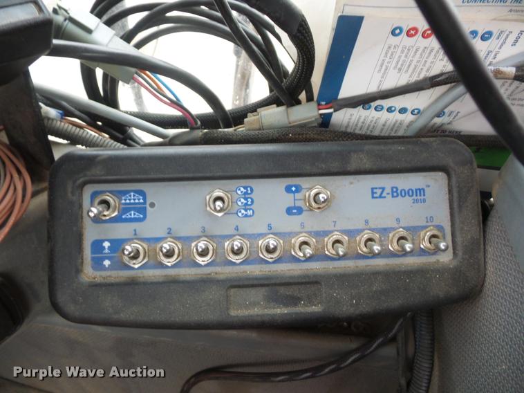 image for item BG9541 2008 Case IH Patriot SPX3150 self-propelled sprayer