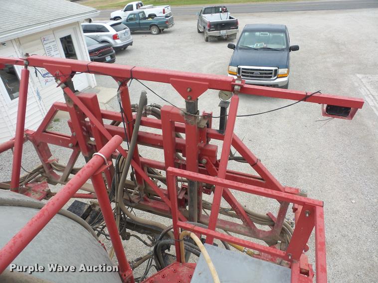 image for item BG9542 2003 Case IH Patriot SPX3150 self-propelled sprayer