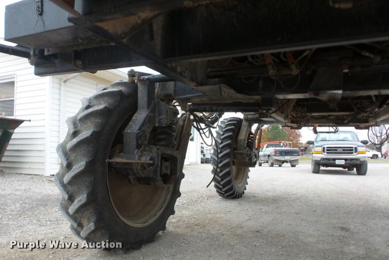 image for item BG9542 2003 Case IH Patriot SPX3150 self-propelled sprayer