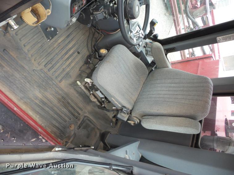 image for item BG9542 2003 Case IH Patriot SPX3150 self-propelled sprayer