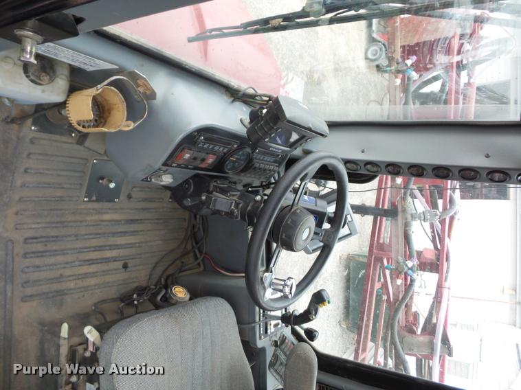 image for item BG9542 2003 Case IH Patriot SPX3150 self-propelled sprayer