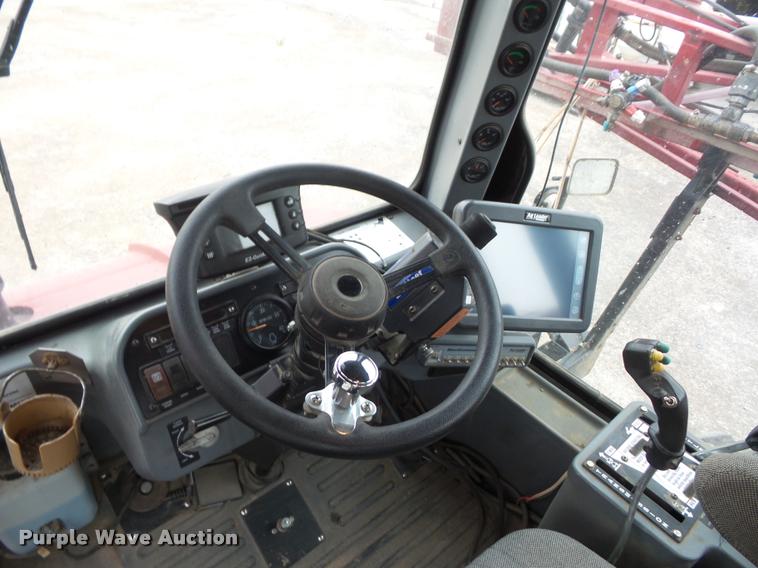 image for item BG9542 2003 Case IH Patriot SPX3150 self-propelled sprayer