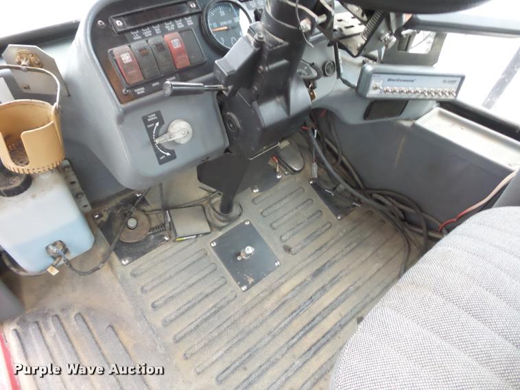 image for item BG9542 2003 Case IH Patriot SPX3150 self-propelled sprayer