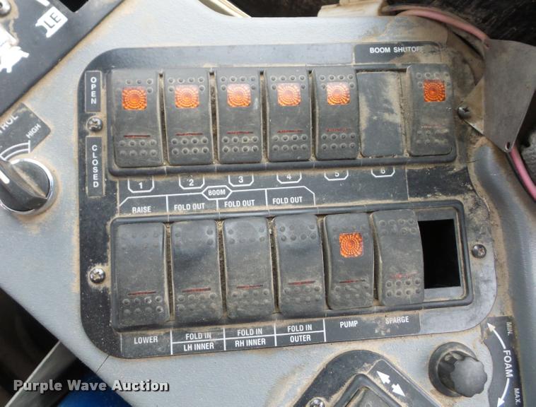 image for item BG9542 2003 Case IH Patriot SPX3150 self-propelled sprayer