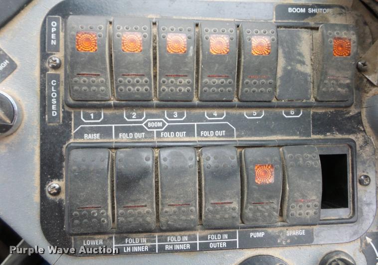 image for item BG9542 2003 Case IH Patriot SPX3150 self-propelled sprayer