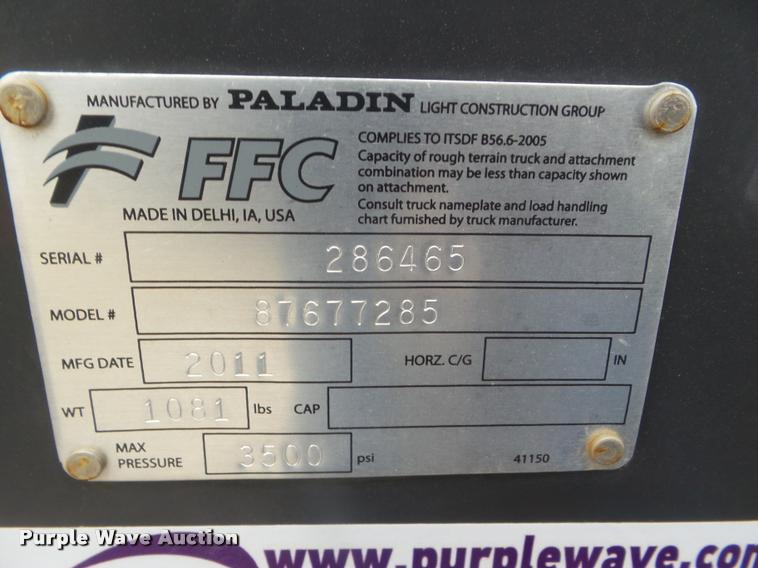 image for item BW9129 2011 New Holland scrap grapple