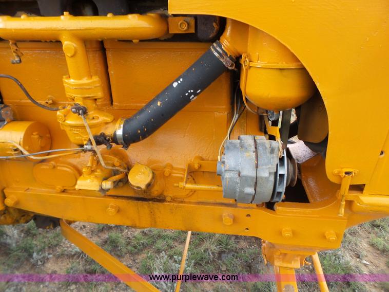 image for item BZ9195 Minneapolis Moline UTS tractor