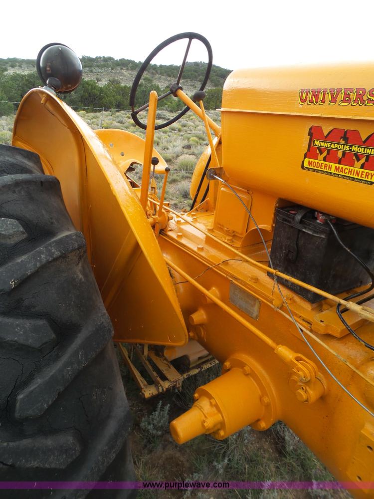 image for item BZ9195 Minneapolis Moline UTS tractor