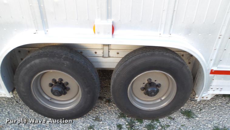 image for item BZ9968 2010 Eby Ruffneck livestock trailer