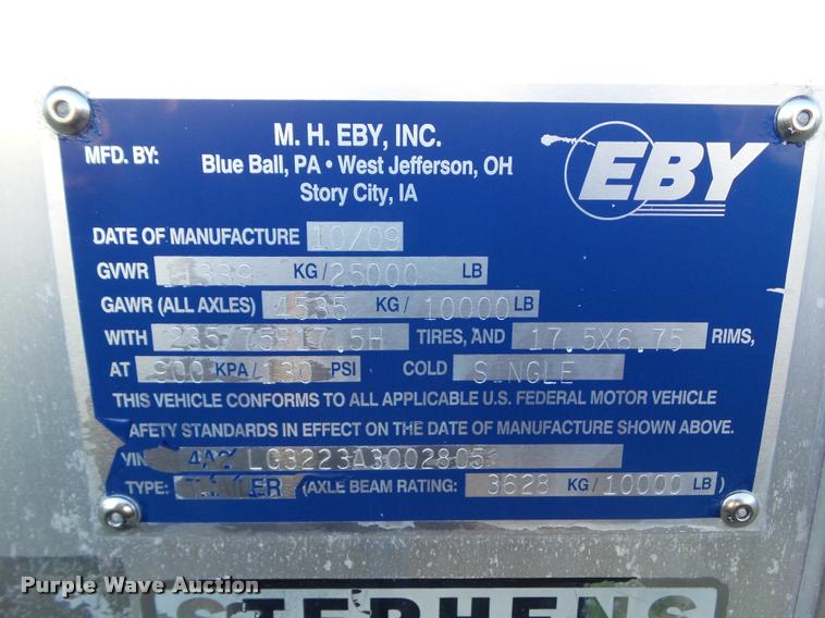 image for item BZ9968 2010 Eby Ruffneck livestock trailer