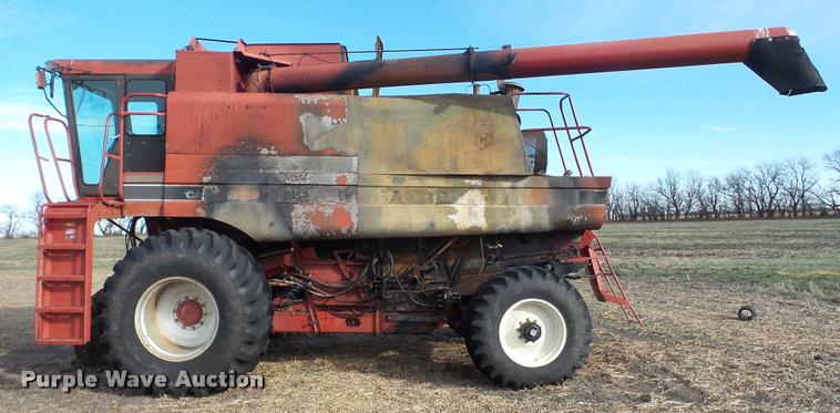image for item DA2117 1990 Case IH 1680 Axial Flow combine