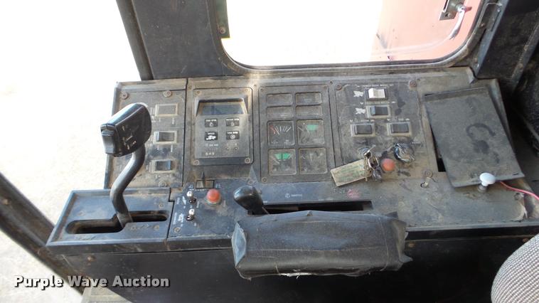 image for item DA2117 1990 Case IH 1680 Axial Flow combine