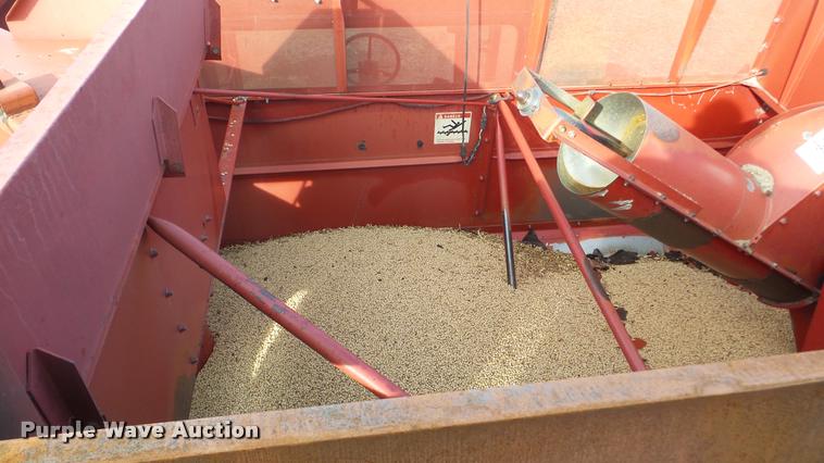 image for item DA2117 1990 Case IH 1680 Axial Flow combine