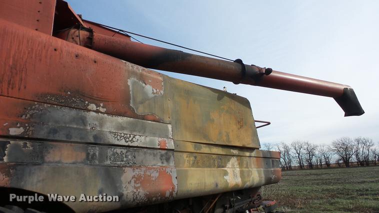 image for item DA2117 1990 Case IH 1680 Axial Flow combine