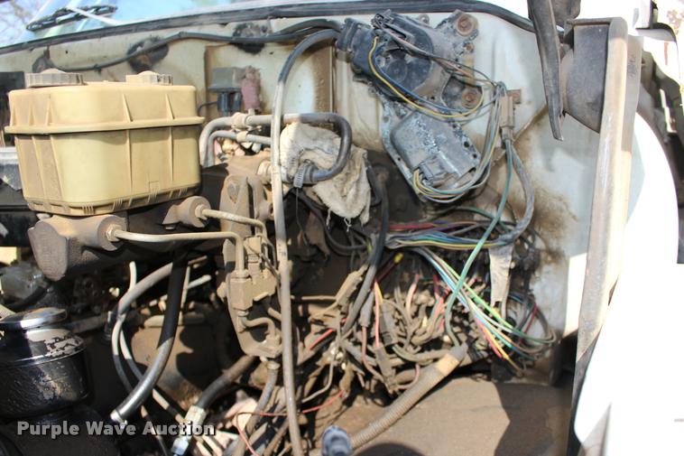 image for item DA4265 1987 Chevrolet C7500 tender truck