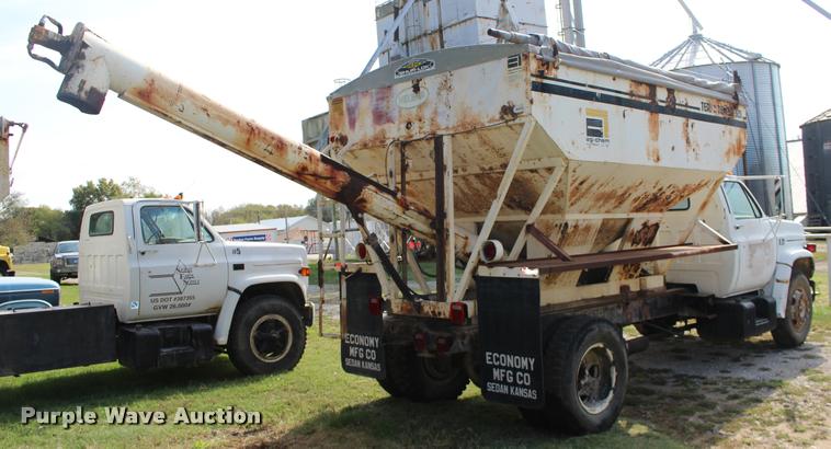 image for item DA4266 1982 Chevrolet C70 tender truck