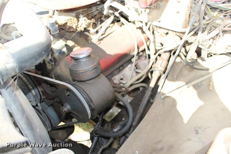 image for item DA4266 1982 Chevrolet C70 tender truck