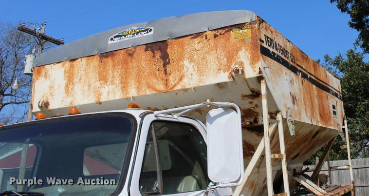 image for item DA4266 1982 Chevrolet C70 tender truck