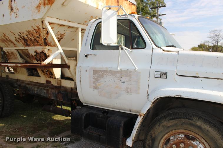 image for item DA4266 1982 Chevrolet C70 tender truck