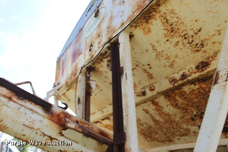 image for item DA4266 1982 Chevrolet C70 tender truck