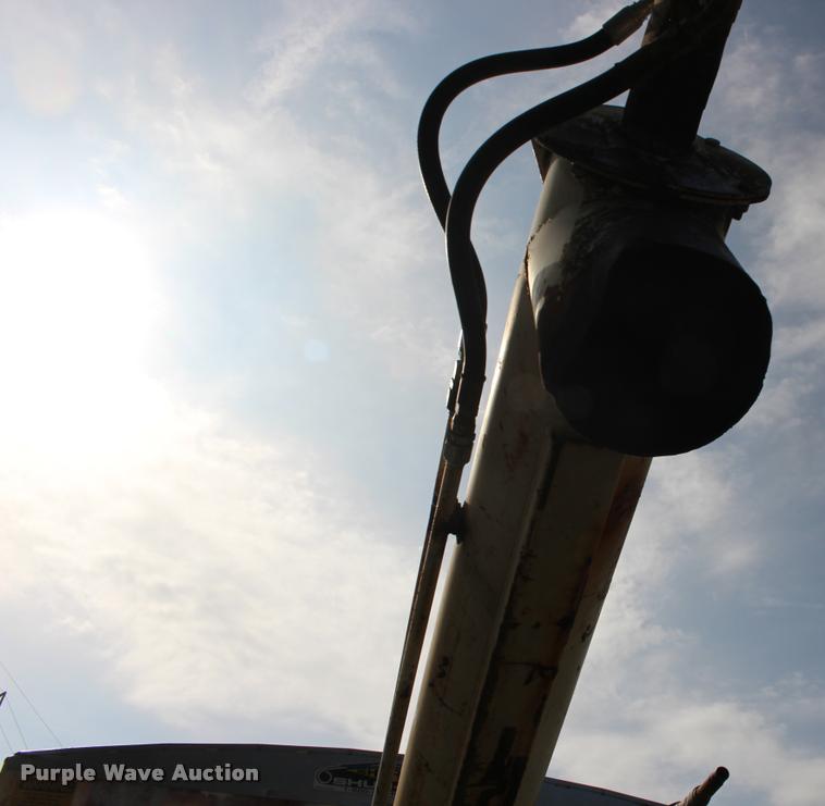 image for item DA4266 1982 Chevrolet C70 tender truck