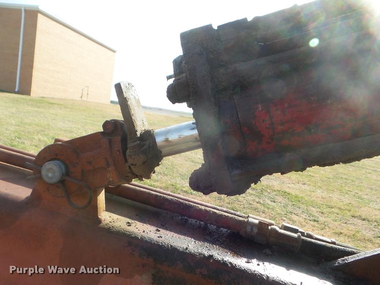 image for item DA5059 International 800 10 bottom plow