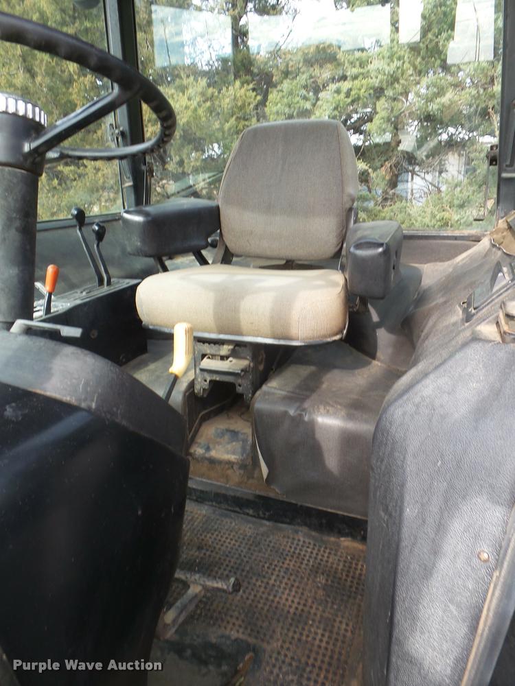 image for item DA5060 1973 John Deere 4430 tractor