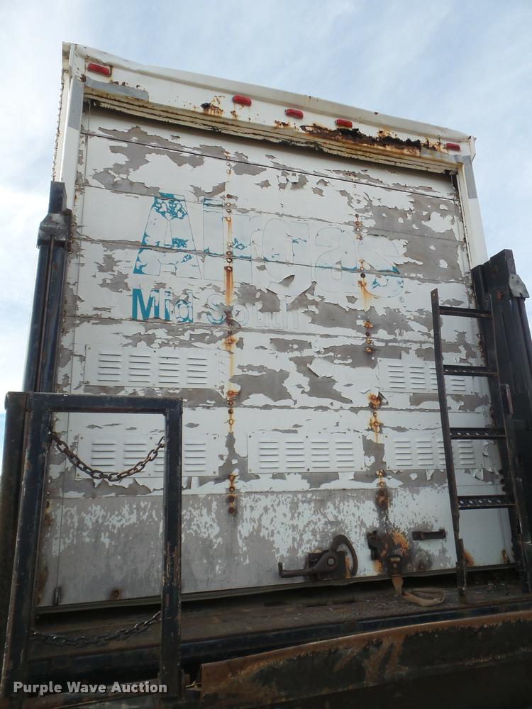 image for item DA5061 1977 Fruehauf FBB8-17-26 dry van trailer