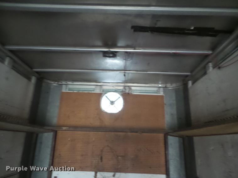 image for item DA5061 1977 Fruehauf FBB8-17-26 dry van trailer