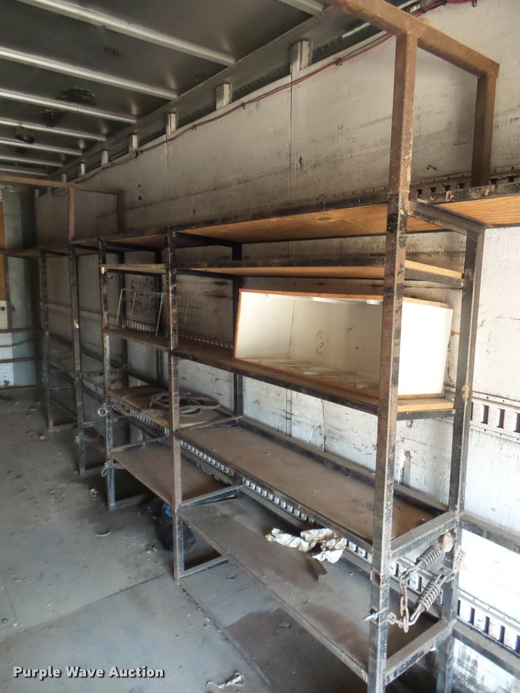 image for item DA5061 1977 Fruehauf FBB8-17-26 dry van trailer