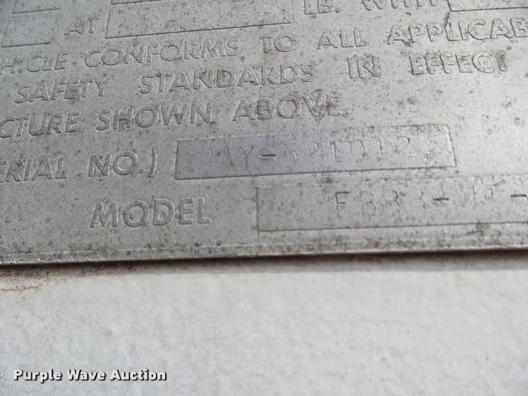 image for item DA5061 1977 Fruehauf FBB8-17-26 dry van trailer