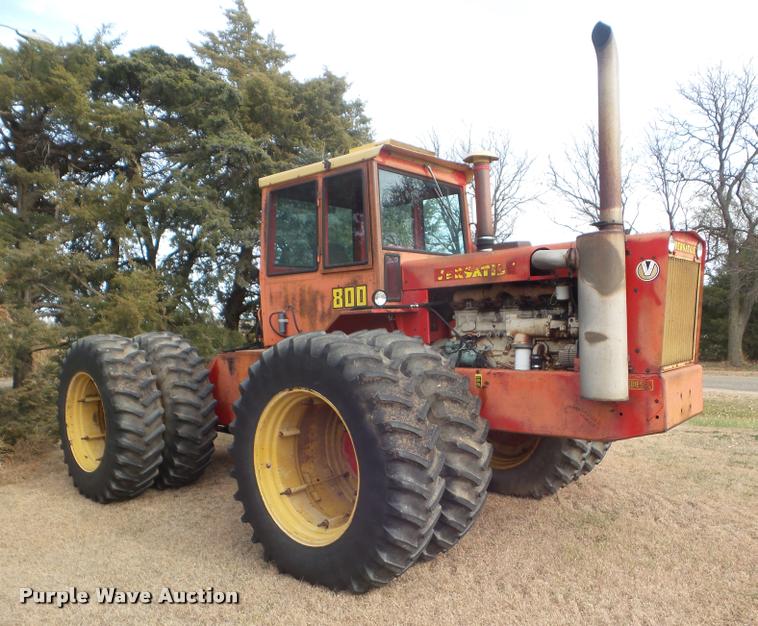 image for item DA5062 1975 Versatile 800 4WD tractor