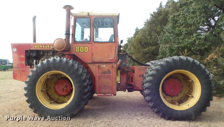 image for item DA5062 1975 Versatile 800 4WD tractor