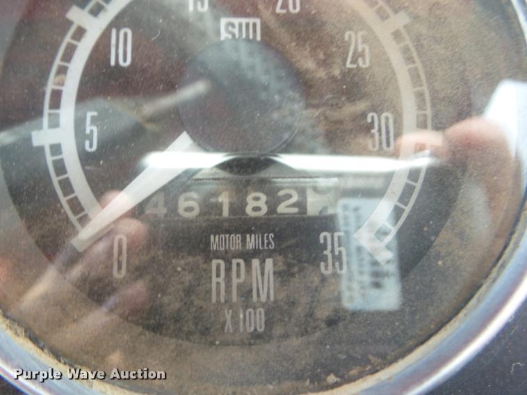 image for item DA5062 1975 Versatile 800 4WD tractor