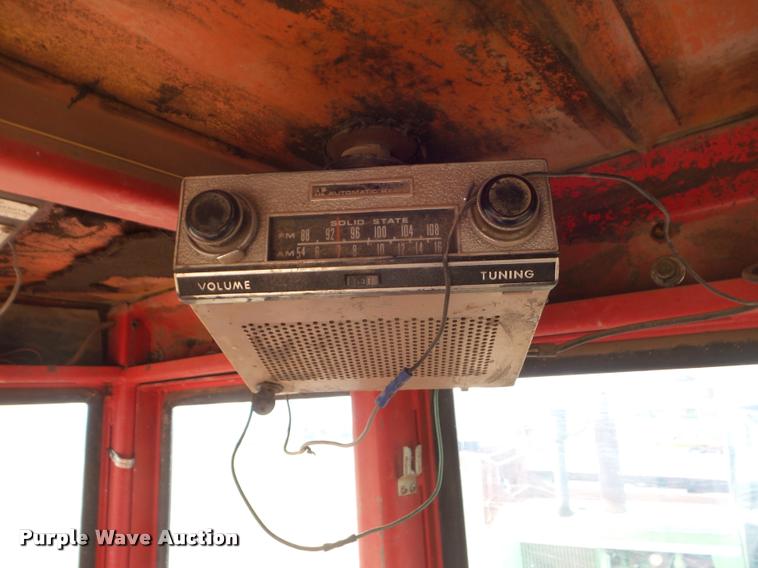 image for item DA5062 1975 Versatile 800 4WD tractor