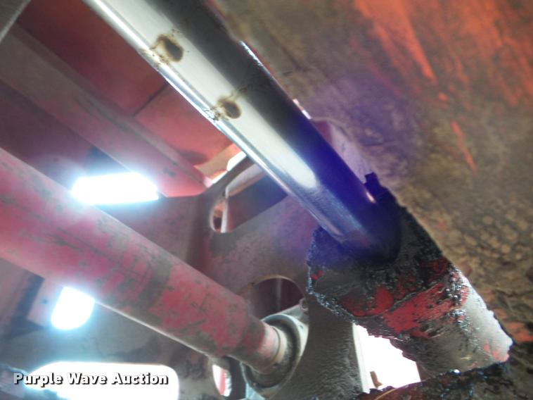 image for item DA5062 1975 Versatile 800 4WD tractor