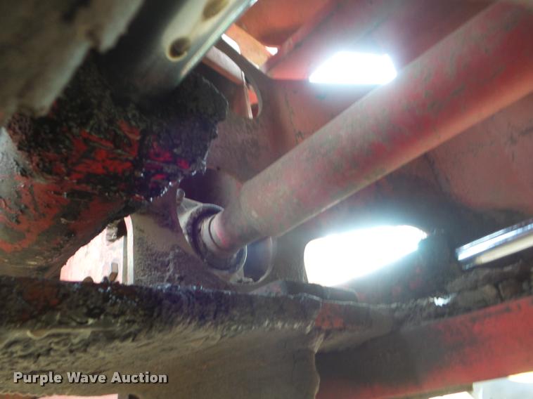 image for item DA5062 1975 Versatile 800 4WD tractor