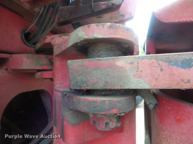 image for item DA5062 1975 Versatile 800 4WD tractor