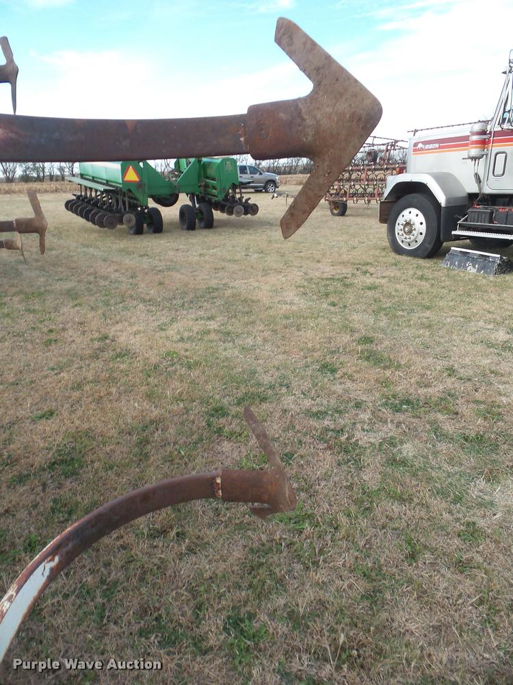 image for item DA5063 Wil-Rich field cultivator